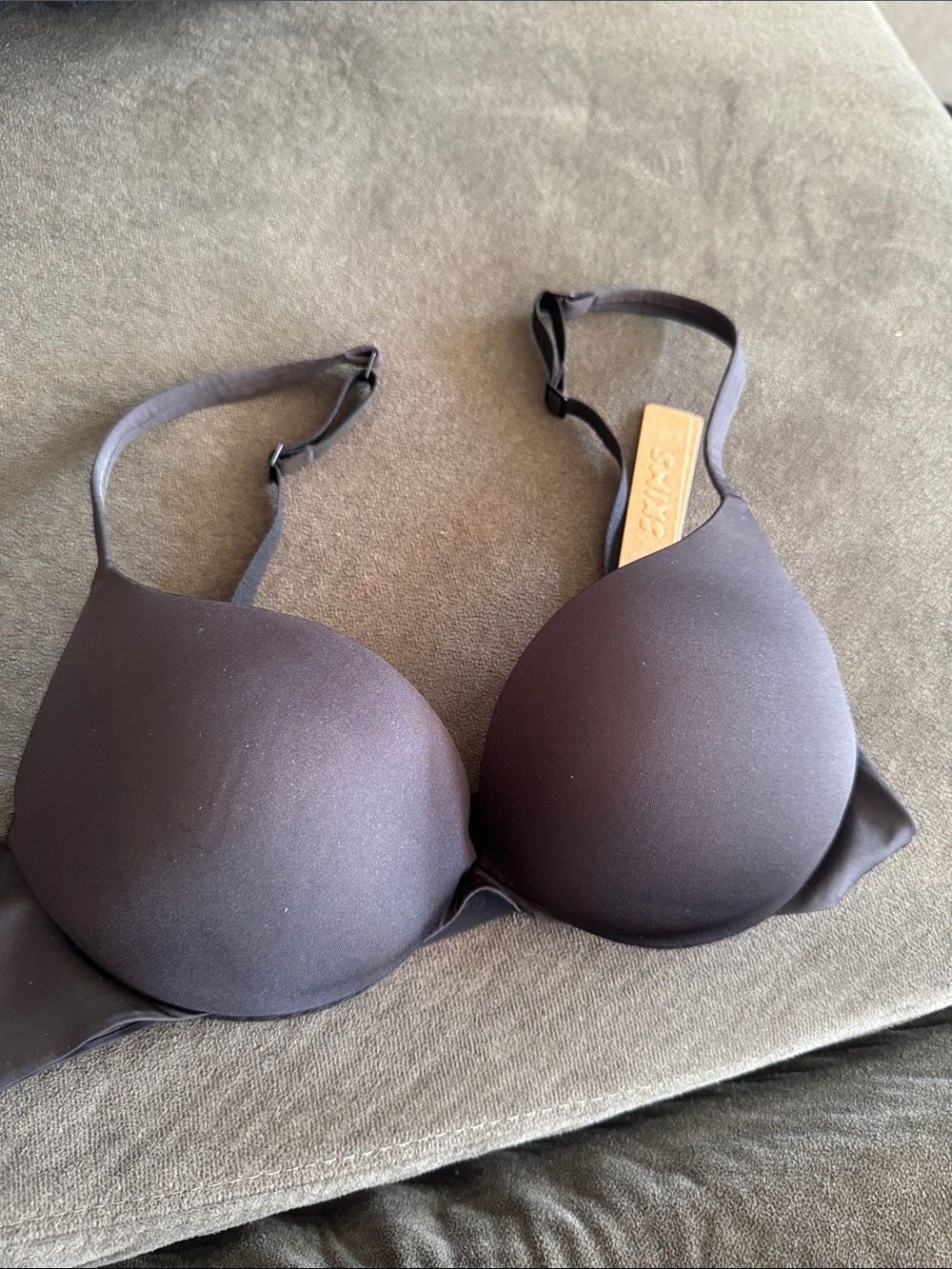 Skims push up plunge bra